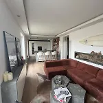 Private Loft With Rooftop & Jacuzzi In Center Apartment