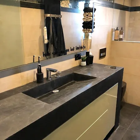 Private Loft With Rooftop & Jacuzzi In Center *