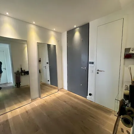 Private Loft With Rooftop & Jacuzzi In Center